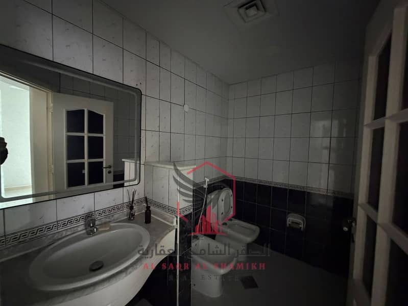 25 WhatsApp Image 2026-10-10 at 1.26. 51 PM (1). jpeg