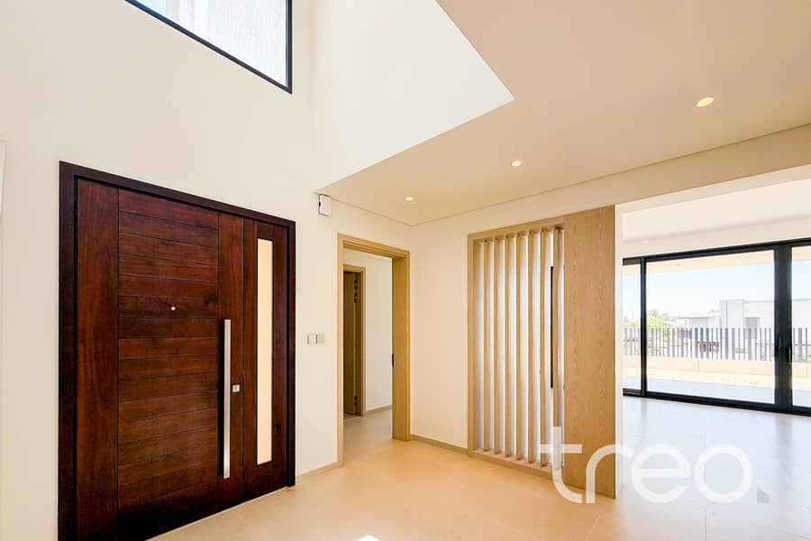 3 4 Bed Entrance. jpg