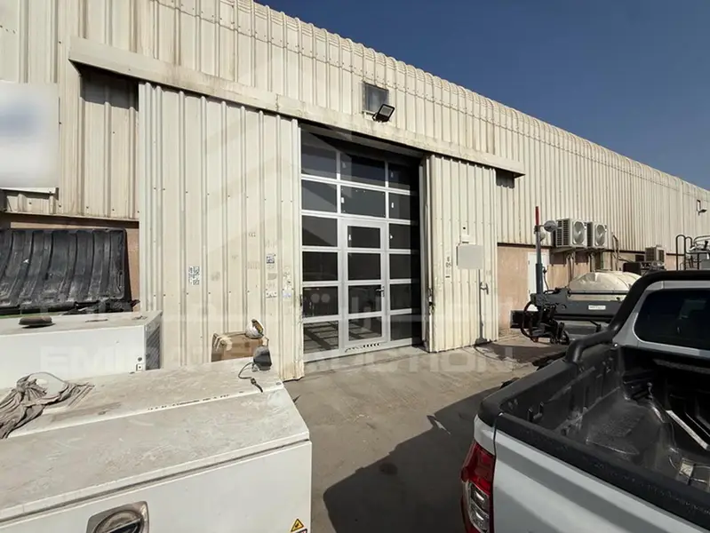LEASE- Warehouses