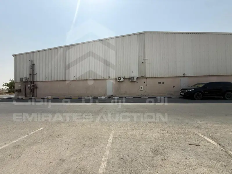 LEASE- Warehouses
