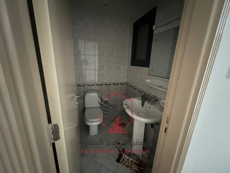 14 faad16ac-88ec-42a8-b53c-56fcd9acb329. jpg
