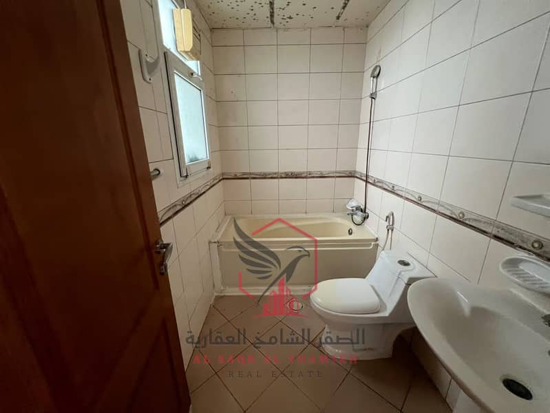12 dc172846-a159-4114-ba90-9215a323fee2. jpg