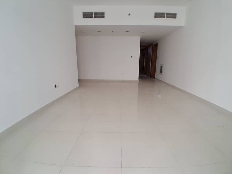 2 23009. jpg