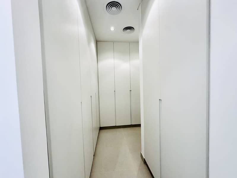4 87173. jpg