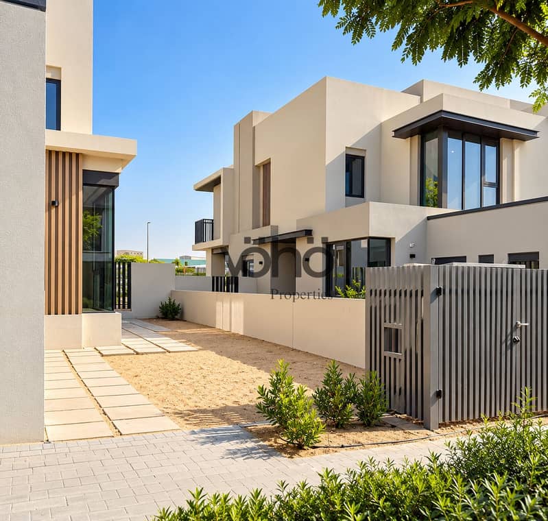 15 Modern Villa Side Yard Pathway. png