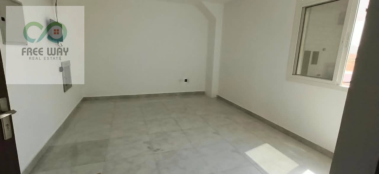 4 WhatsApp Image 2026-10-09 at 8.15. 59 PM (2). jpeg