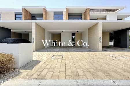 3 Bedroom Townhouse for Rent in Arabian Ranches 3, Dubai - 3 Bedroom | Un-Landscaped | Middle Unit |