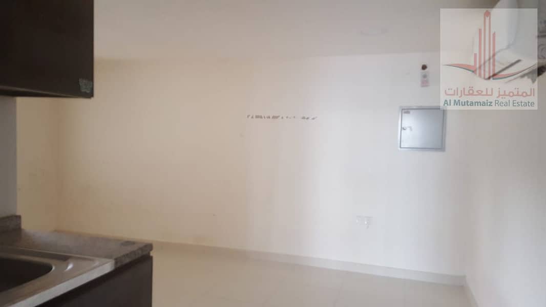 7 db60b935-871e-43b2-86de-5b6ffee439ee. jpg