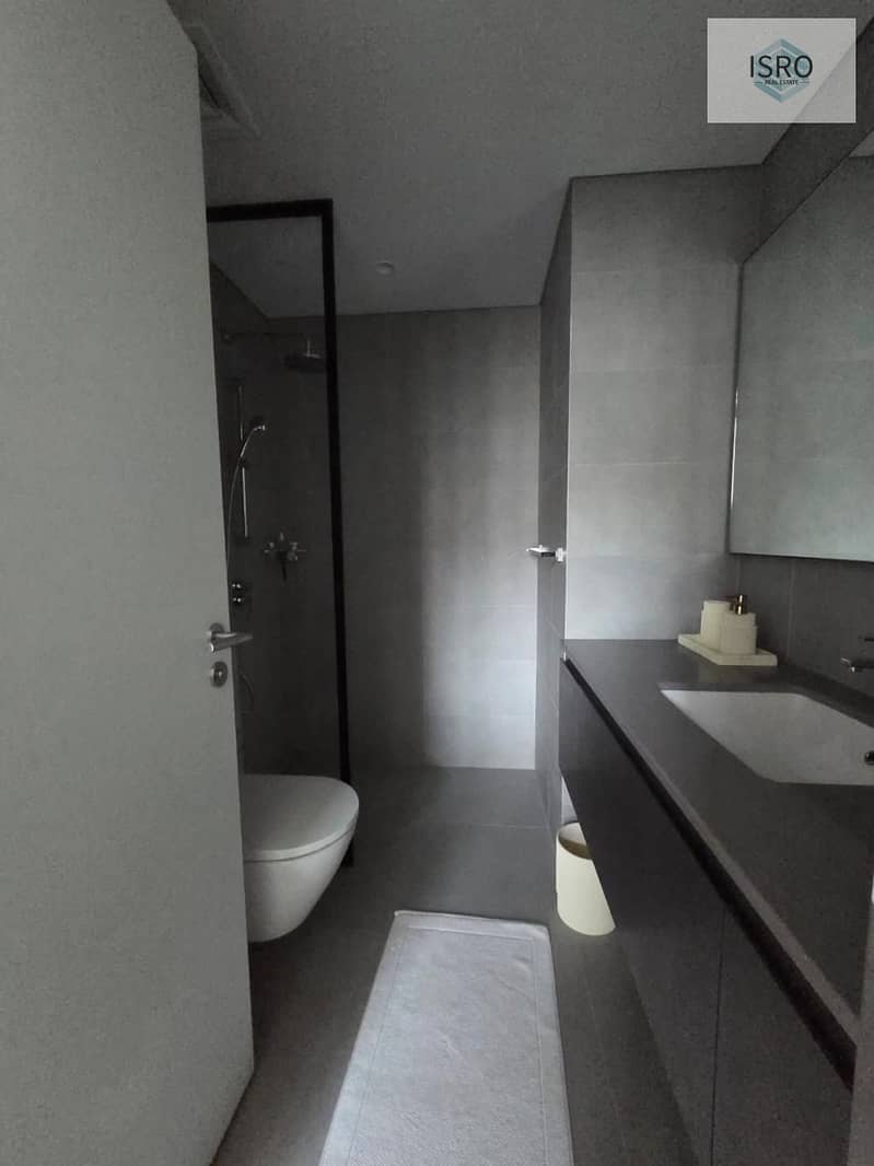 10 de8b46ae-1df2-43ae-a03e-d13c45a6fd95. jpg