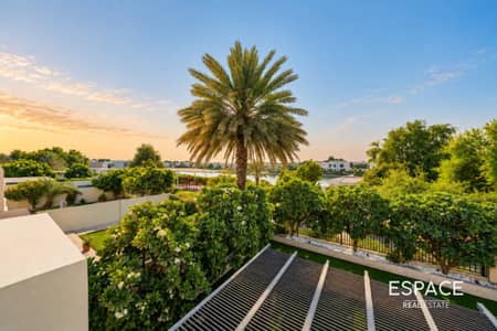 3 Bedroom Villa for Sale in Arabian Ranches, Dubai - EXCLUSIVE | Upgraded End Townhouse | Lake View