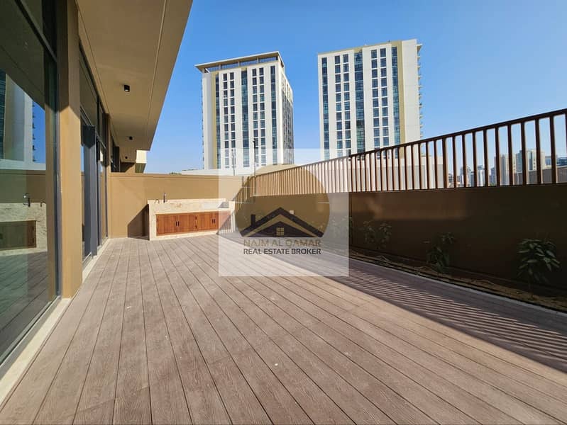 3 1798de4b-bedd-40b6-8766-0ee3b1bdeefe. jpg