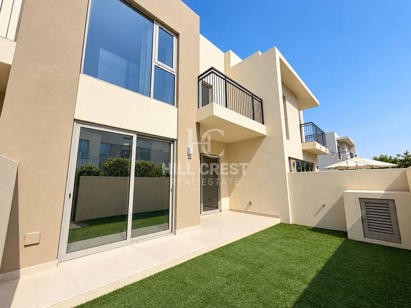 5 Modern Townhouse Patio in Sunlight. png