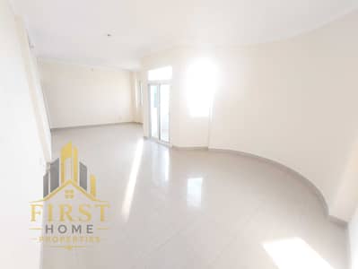 2 Slaapkamers Appartement te Huur in Al Khan, Sharjah - 1000788639. jpg