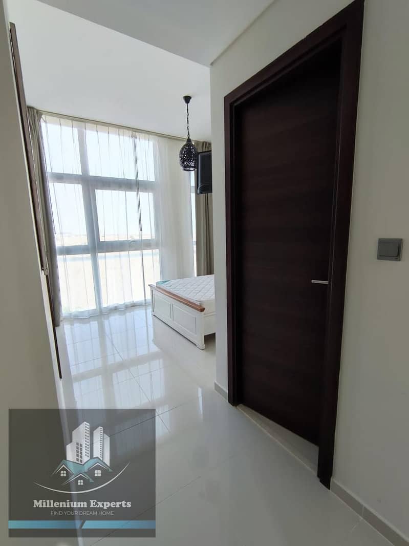 8 2fd91e7d-5ddb-4c4c-9ecc-86c2be0afee1. jpg