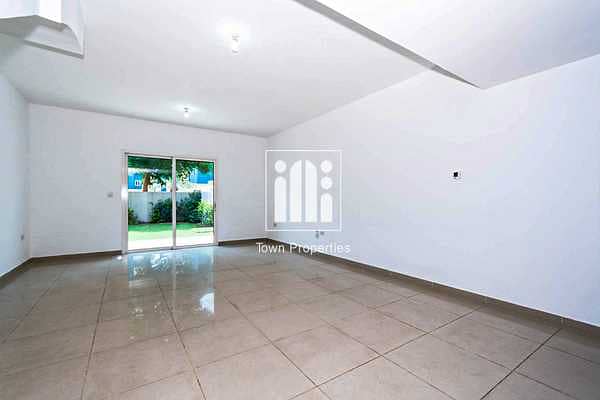 2 MUsXRj5ME45V752boX2eEVQTmlD1R65cOl6RTpa1. jpg