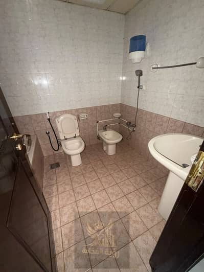 3 Bedroom Apartment for Rent in Al Majaz, Sharjah - WhatsApp Image 2026-10-11 at 5.05. 49 PM (1). jpeg 3 Bedroom Apartment for Rent in Al Majaz, Sharjah - WhatsApp Image 2026-10-11 at 5.05. 49 PM (1). jpeg