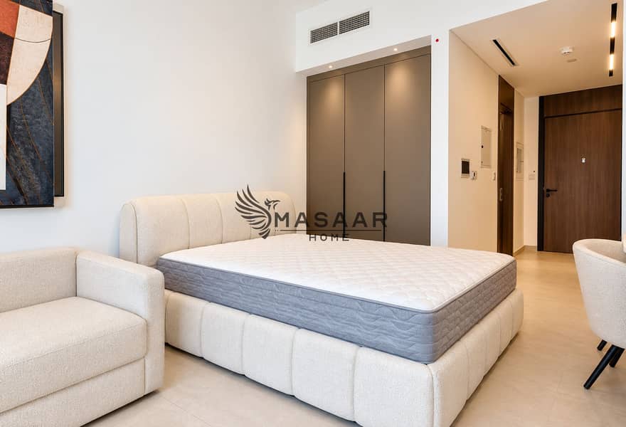 5 Modern Minimalist Bedroom Retreat-2. png
