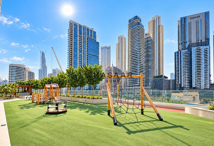 9 Sunny Rooftop Playground Skyline. png