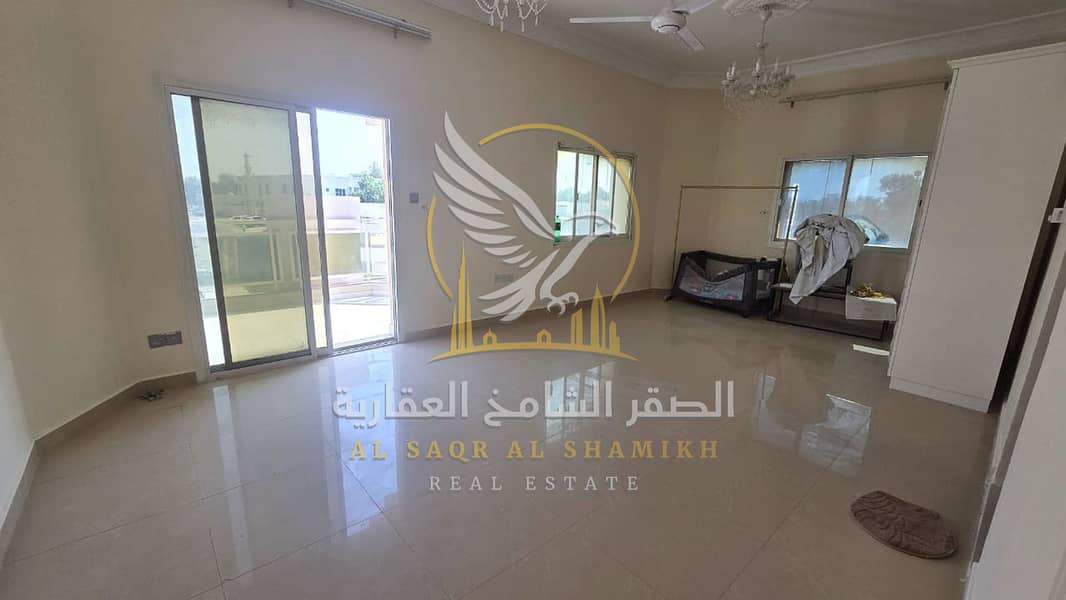 5 fyla-for-rent-5-bedroom-shrqan-alsharqa-property-07. jpg