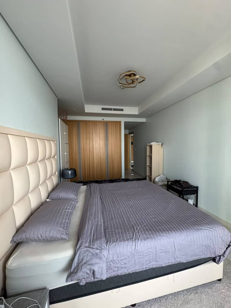 7 Paramount Bedroom. jpg