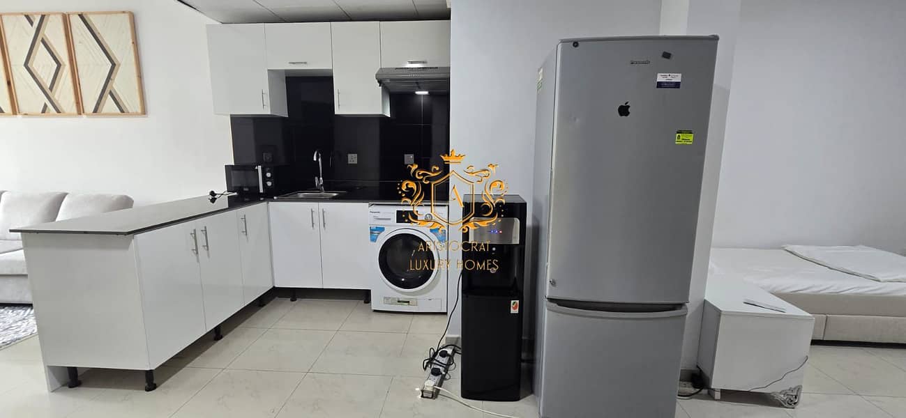 5 Kitchen 06. jpeg