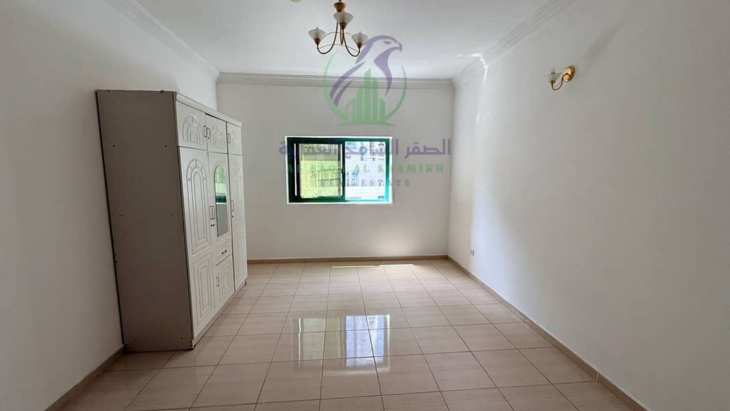 8 apartment-for-rent-2-bedroom-altaawn-alsharqh-bedroom-04. jpg