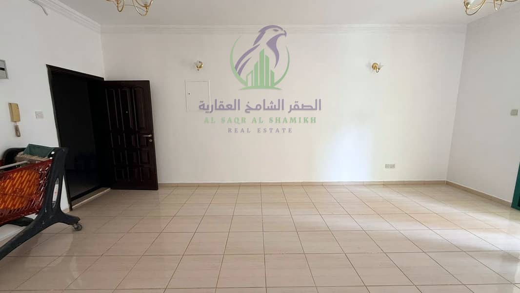10 apartment-for-rent-2-bedroom-altaawn-alsharqh-bedroom-18. jpg