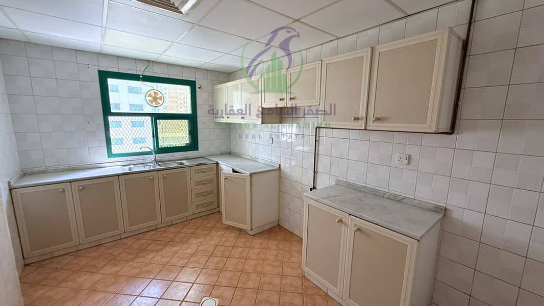 17 apartment-for-rent-2-bedroom-altaawn-alsharqh-kitchen-20. jpg
