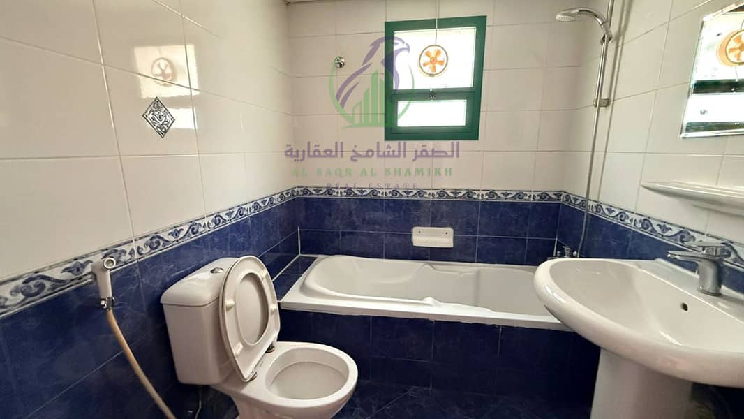 20 apartment-for-rent-2-bedroom-altaawn-alsharqh-bathroom-14. jpg