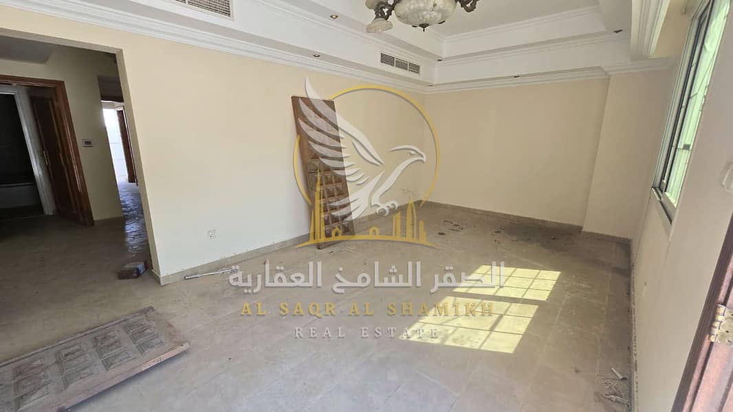 8 fyla-for-rent-5-bedroom-shrqan-alsharqa-property-06. jpg
