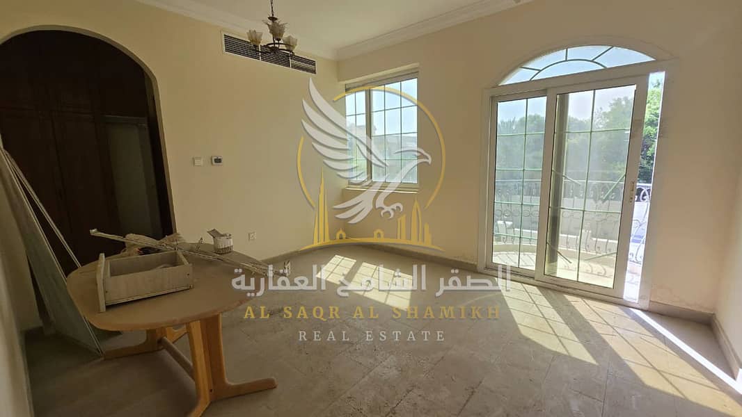 11 fyla-for-rent-5-bedroom-shrqan-alsharqa-property-17. jpg