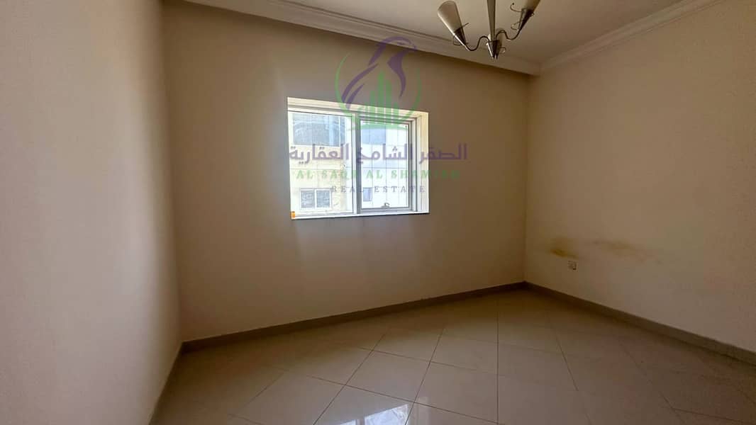 9 apartment-for-rent-3-bedroom-almmzr-alsharqh-bedroom-13. jpg