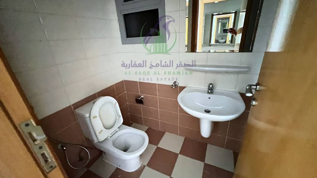 17 apartment-for-rent-3-bedroom-almjjaz-3-alsharqh-property-10. jpg