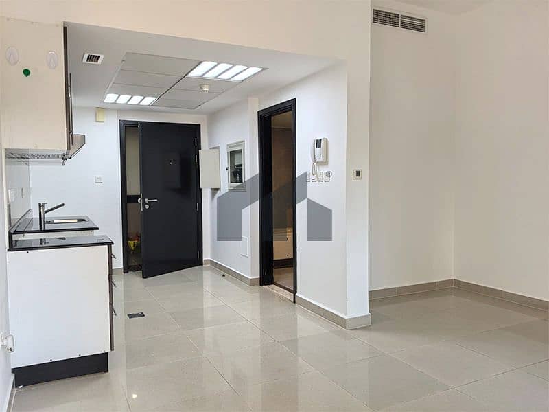 Appartement à Al Reef,Al Reef Downtown,Building 3, 50000 AED - 16819992 Appartement à Al Reef,Al Reef Downtown,Building 3, 50000 AED - 16819992