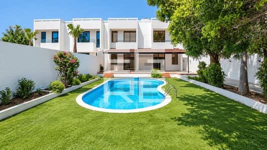 5 Bedroom Villa for Rent in Jumeirah, Dubai - Spacious Family Living | 5BR + Maid | Private Pool