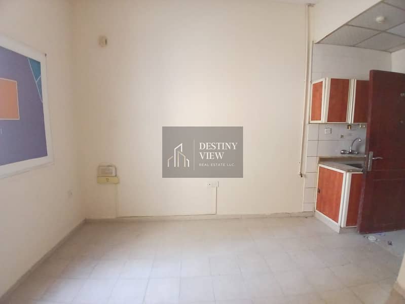 3 90794. jpg