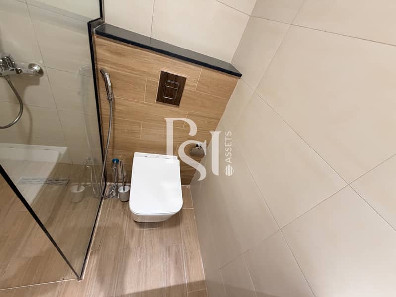 17 Watermark-12. JPG