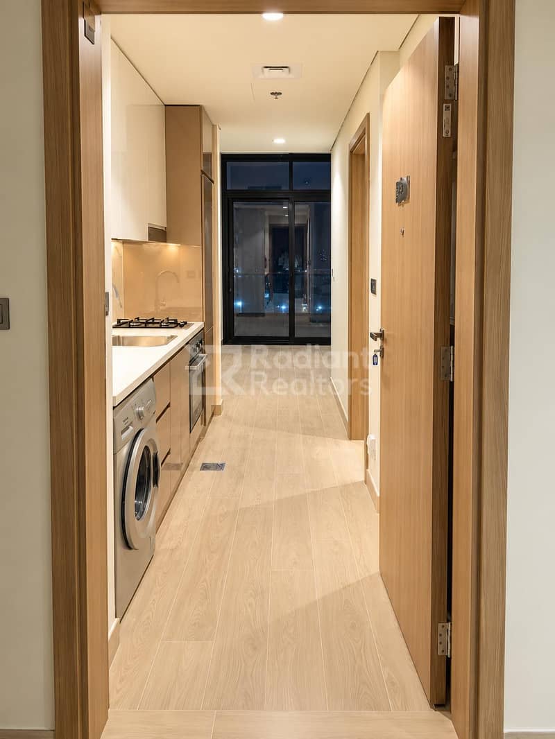4 Modern Apartment Corridor at Night. jpg