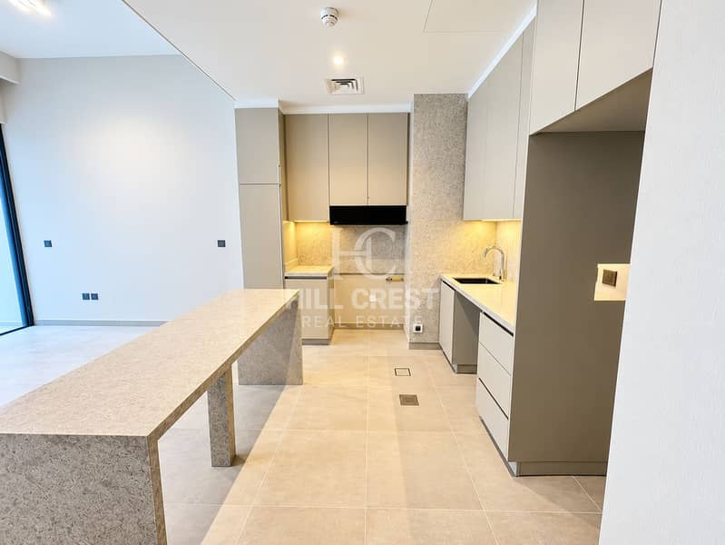 22 Modern Minimalist Condo Kitchen. png