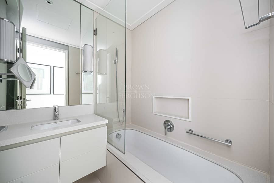 24 MM009685-Edit. jpg