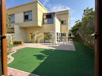 5 habitaciones Apartamento para en Venta en Sharjah Garden City, Sharjah - Apartamento en Sharjah Garden City, 5 dormitorios, 7500000 AED - 16821090 5 habitaciones Apartamento para en Venta en Sharjah Garden City, Sharjah - Apartamento en Sharjah Garden City, 5 dormitorios, 7500000 AED - 16821090