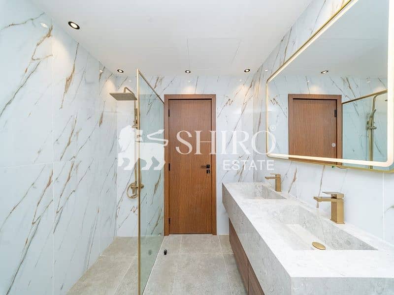 26 Bathroom 001. jpeg