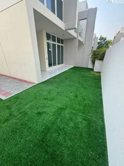 3 habitaciones Townhouse para en Alquiler en DAMAC Hills 2 (Akoya by DAMAC), Dubai - Casa adosada en DAMAC Hills 2 (Akoya by DAMAC), 3 dormitorios, 86000 AED - 16821588 3 habitaciones Townhouse para en Alquiler en DAMAC Hills 2 (Akoya by DAMAC), Dubai - Casa adosada en DAMAC Hills 2 (Akoya by DAMAC), 3 dormitorios, 86000 AED - 16821588