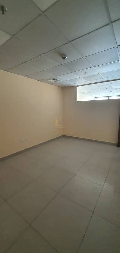 مکتب للايجار في الممزر، الشارقة - WhatsApp Image 2026-10-12 at 11.12. 44 AM. jpeg مکتب للايجار في الممزر، الشارقة - WhatsApp Image 2026-10-12 at 11.12. 44 AM. jpeg