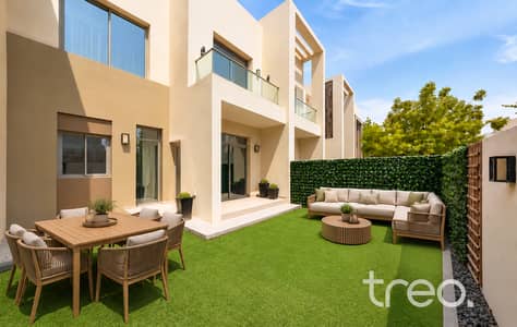 3 Slaapkamers Townhouse te Koop in Arabian Ranches 2, Dubai - Modern Townhouse Garden Lounge. png