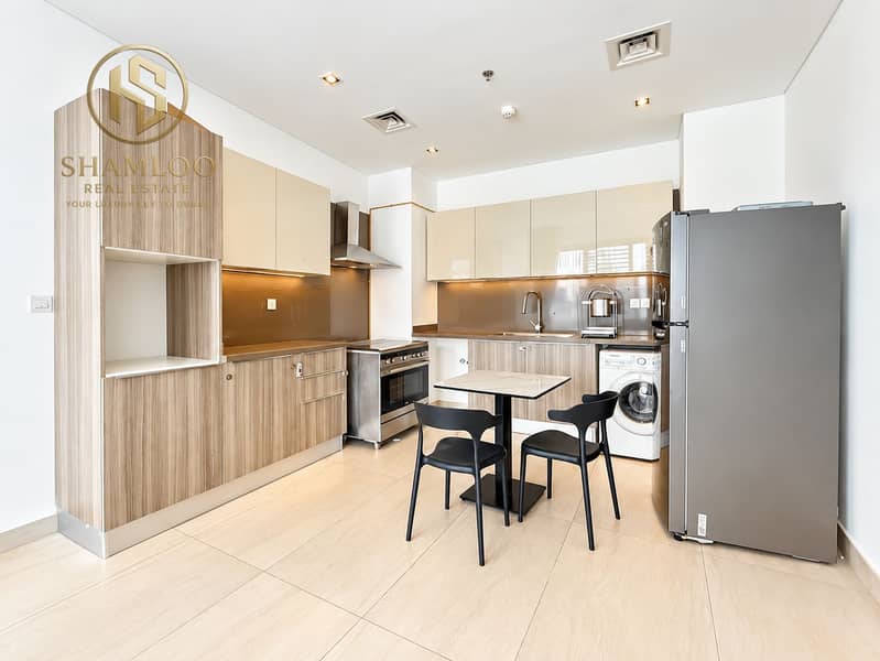 4 Modern Minimalist Kitchen and Dining Nook. png