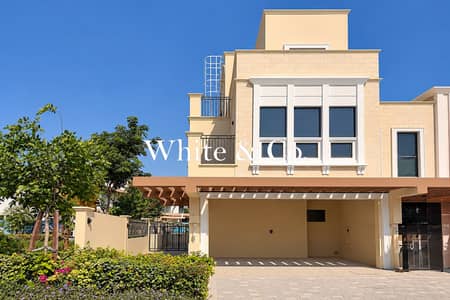 5 Bedroom Townhouse for Rent in DAMAC Lagoons, Dubai - Single Row | CornerEnd Unit | Lagoon Views