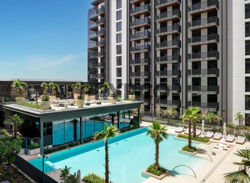 7 Kensington Waters - pool and clubhouse. jpg