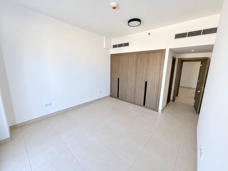 7 Clean, inviting rental interior-11. png