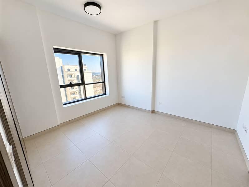 8 Bright, polished rental interior-8. png